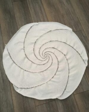 Baby Swirl Blanket White -720x960