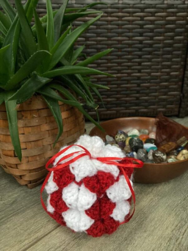 Dragon Dice Bag White-Red 2-720x960